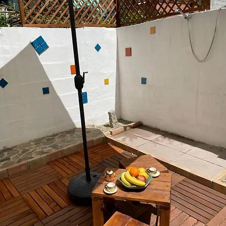 Semesterbostad Dwelling Zara *