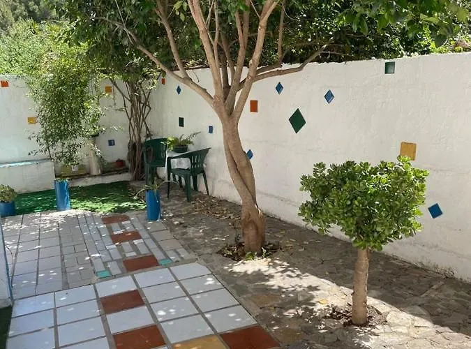 Casa de Férias Dwelling Zara Solèminis